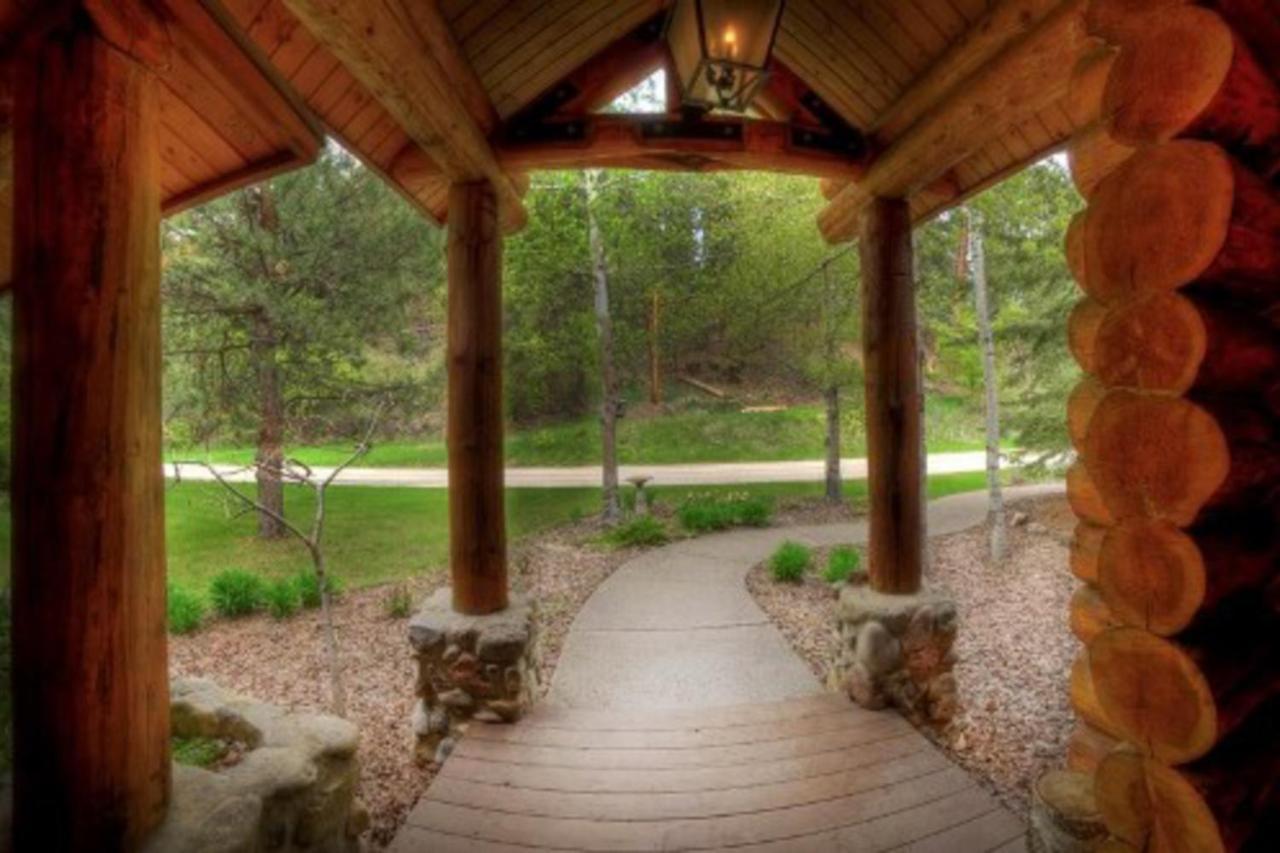 Thunderhead Falls Lodge Rapid Stadt Exterior foto